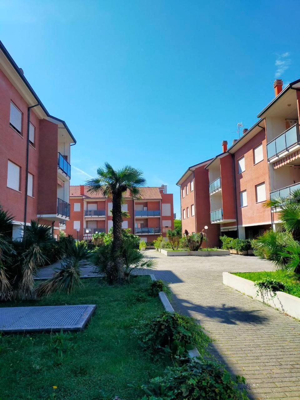 Appartamento Da Lucia Fano Luaran gambar